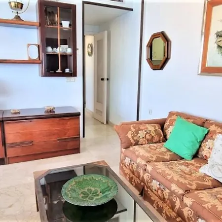 Torre Levante/32 * Бенидорм